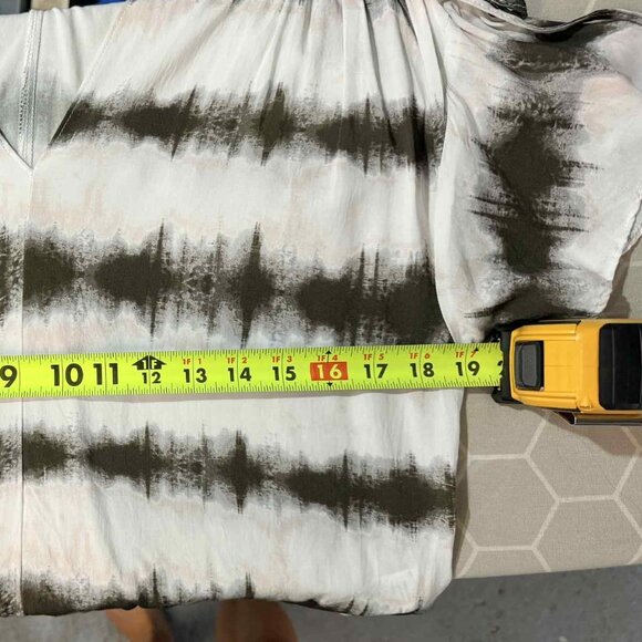 NWOT Grey & Gray tunic dolman woven ruched shoulder detail top SIZE MEDIUM - Picture 9 of 9